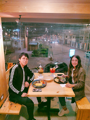 Davila Chica, Gualaceo 010402