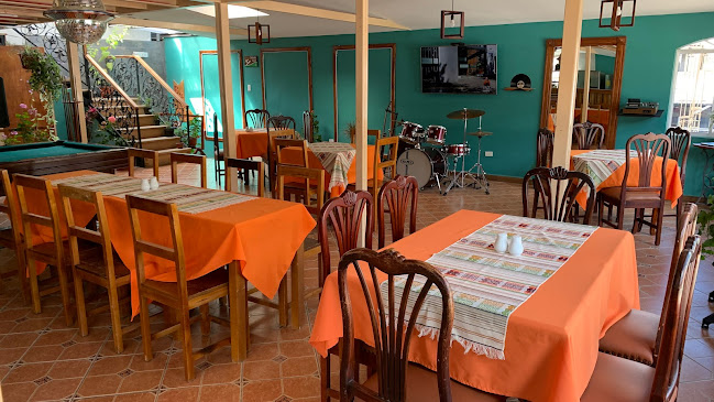 La Cassettera Music Bar and Grill