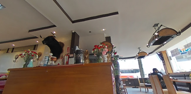 Opinii despre Chasky Kfé - Restaurante Mini Market Boutique în Aloasi - Gastronomía y hostelería