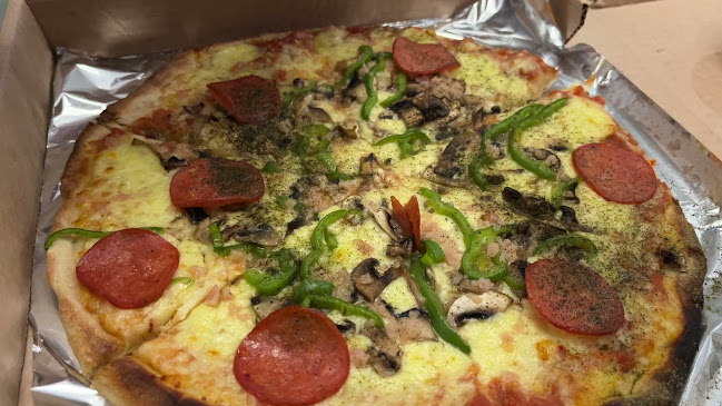 Opinii despre Roy's Pizzería - QUITO în Quito - Gastronomía y hostelería