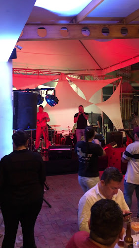 Opinii despre PUNTO DE QUIEBRE în Guayaquil - Gastronomía y hostelería