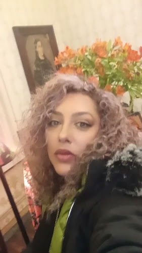 HELADOS LA TIENDA Parque Calderon