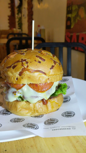 Opinii despre Junior Burgers & Fries în Guayaquil - Gastronomía y hostelería