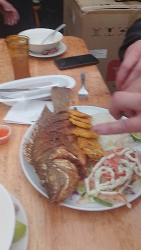 Opinii despre Inka Burger Naciones Unidas în Quito - Gastronomía y hostelería