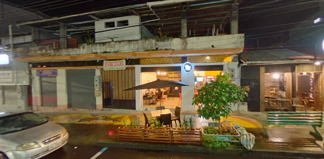 Comentarii opinii despre Yuyo Brutal Burgers