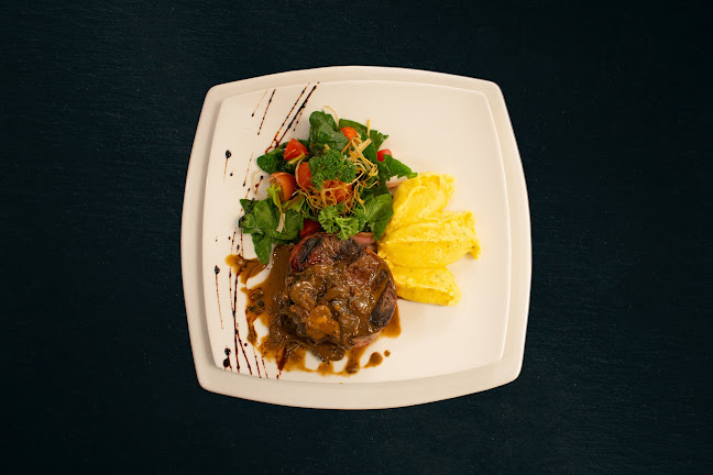 Opinii despre El Cafe del Parque în Ambato - Gastronomía y hostelería