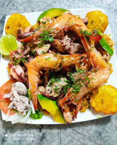 Opinii despre Tuna Bar în Manta - Gastronomía y hostelería