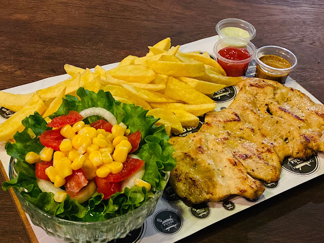 Fuuss Burguer - Gastronomía y hostelería