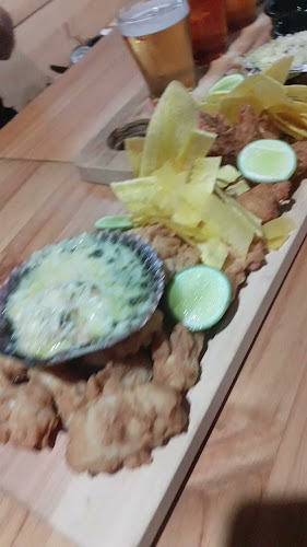 Golden Prague Pub - Urdesa - Guayaquil