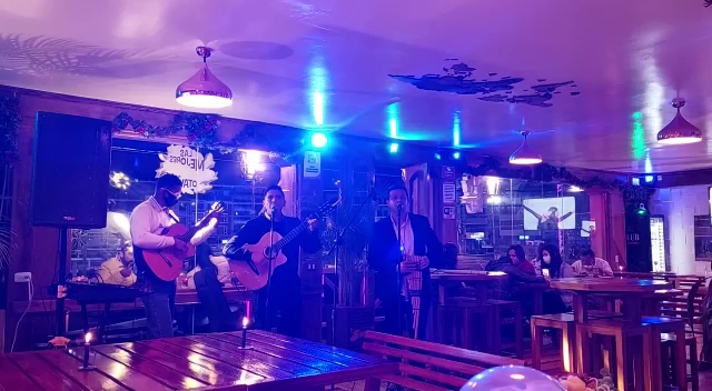 Opinii despre BONGO WINGS în Otavalo - Gastronomía y hostelería