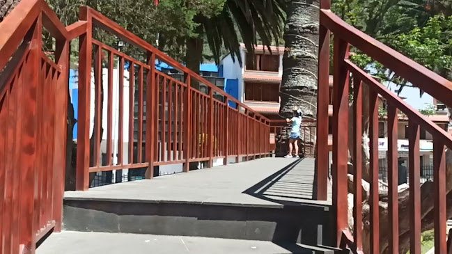 AMARELO CAFE RESTAURANTE - Gastronomía y hostelería