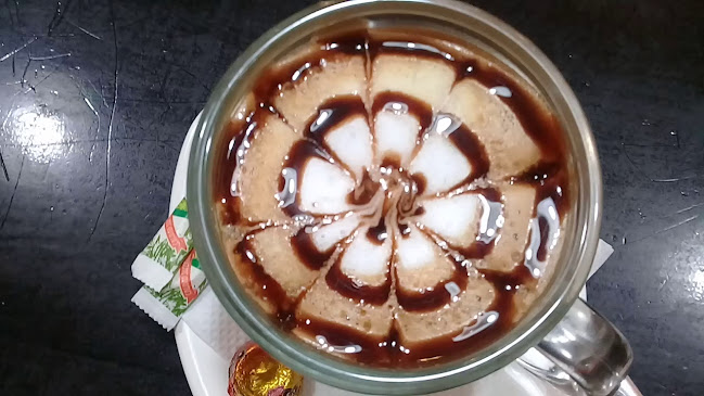 Opinii despre Ponche Suizo Baños în Baños de Agua Santa - Gastronomía y hostelería