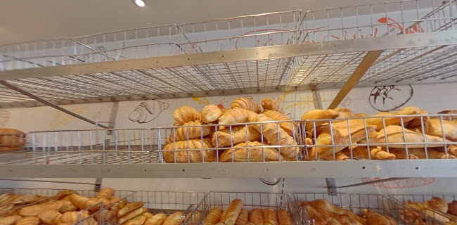 Comentarii opinii despre Panaderia Y Pasteleria Migas Y Miel