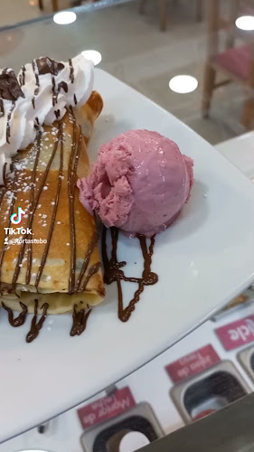 Opinii despre TEBO helados y tortas în Quito - Gastronomía y hostelería