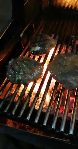 Opinii despre Fuego & Carbón în Pasaje - Gastronomía y hostelería