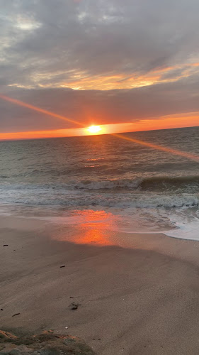 Opinii despre El Viejo y El Mar Hostal y Restaurante în Crucita - Gastronomía y hostelería