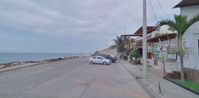 0.95336, -80.77746, Manta 130803