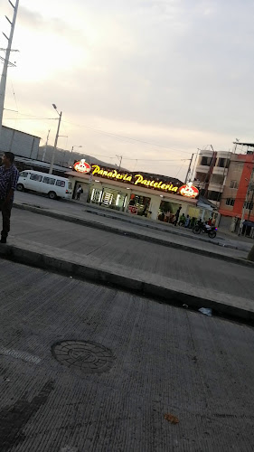 Panaderia y pasteleria pantojar - Gastronomía y hostelería