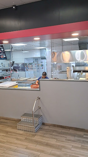 Domino's Pizza La Magdalena - Quito