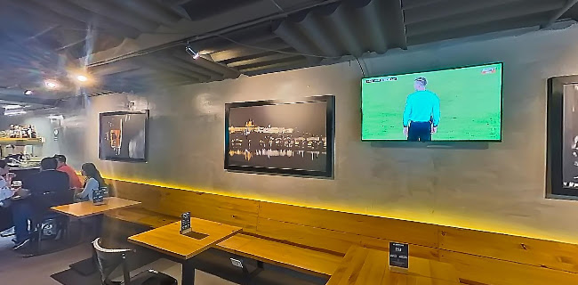 Golden Prague Pub - Urdesa - Guayaquil