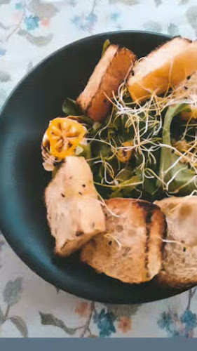 Valladolid e13-98 y, Quito 170109