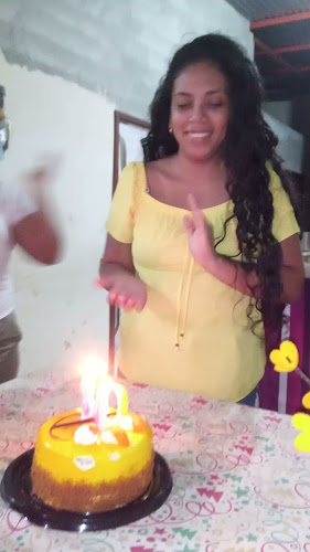 Opinii despre Complejo hnos ruiz în Milagro - Gastronomía y hostelería