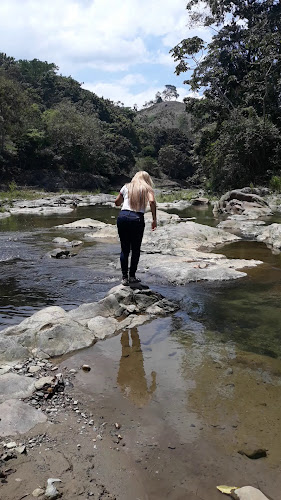 C3Q4+JM9, La Avanzada