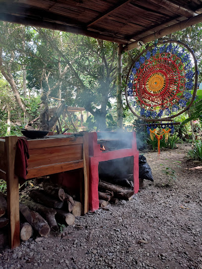 RESTAURANTE, PIZZAS y CAFÉ ESCONDITE Jama Tabuga