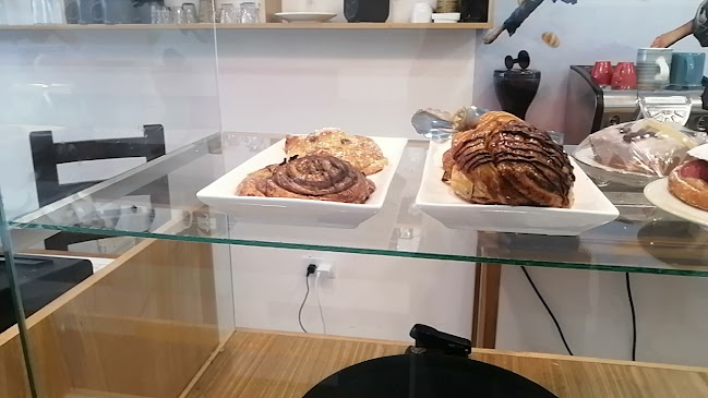 Cerafina Panadería y Pastelería