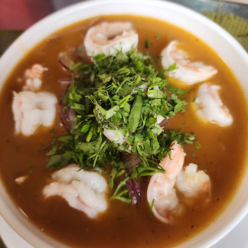 Super encebollados CATAMARÁN - Esmeraldas