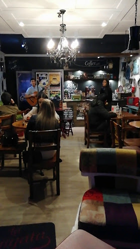 Opinii despre La Mojigata Coffee & Diner în Loja - Gastronomía y hostelería