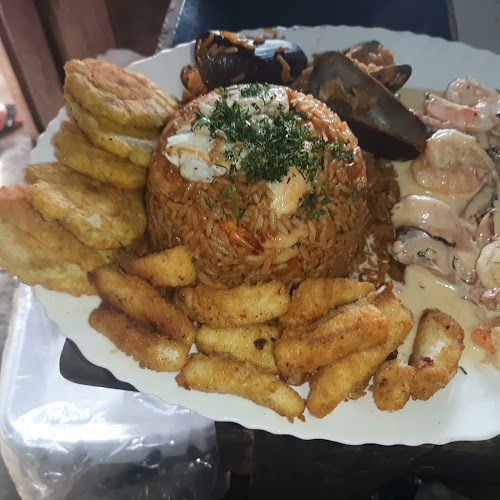 Opinii despre Cábaña Macareo în Ballenita - Gastronomía y hostelería