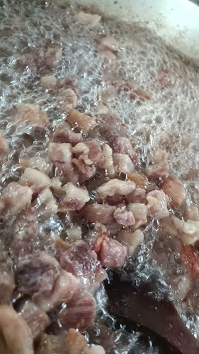 Opinii despre Chasky Kfé - Restaurante Mini Market Boutique în Aloasi - Gastronomía y hostelería