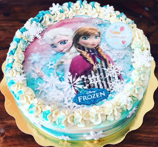 Opinii despre DELICATEZZA PASTELERÍA în Quito - Gastronomía y hostelería