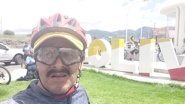 Opinii despre Paradero Los Sauces / Bolívar - Carchi în Tulcán - Gastronomía y hostelería