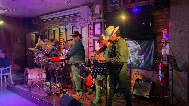 Opinii despre Common Grounds Sports Bar & Grill în Cuenca - Gastronomía y hostelería