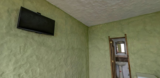 Opinii despre El Viejo y El Mar Hostal y Restaurante în Crucita - Gastronomía y hostelería