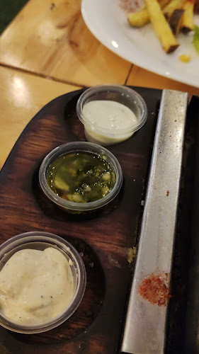 Opinii despre Opium Riobamba în Riobamba - Gastronomía y hostelería