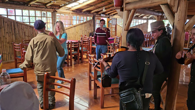 Opinii despre El chozon în San José de Chaltura - Gastronomía y hostelería