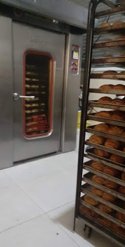 PANADERÍA y PASTELERÍA "PAN AVELLANAS " - Riobamba
