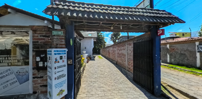 Opinii despre El Arrecife Tumbaco în Quito - Gastronomía y hostelería