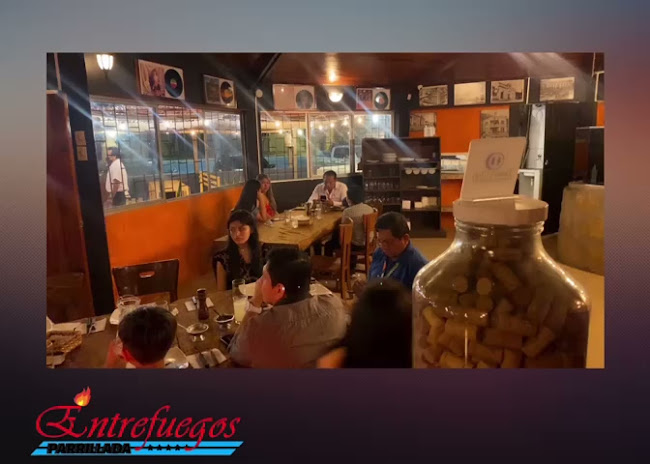 Opinii despre Parrillada Entre Fuegos în Salinas - Gastronomía y hostelería