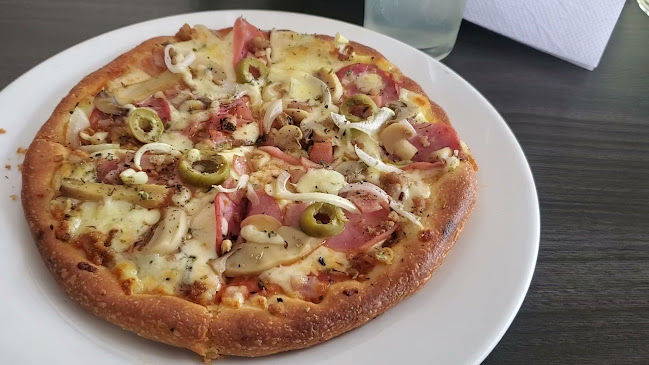 Forno di fango Pizzeria