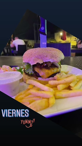 Opinii despre Ruchis Moros & Grill în Portoviejo - Gastronomía y hostelería
