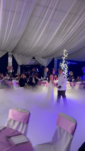 Opinii despre Paradero Rosa Flor în Latacunga - Gastronomía y hostelería