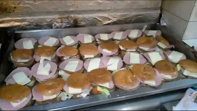 Opinii despre Hamburguesas EL PROFE în Ibarra - Gastronomía y hostelería