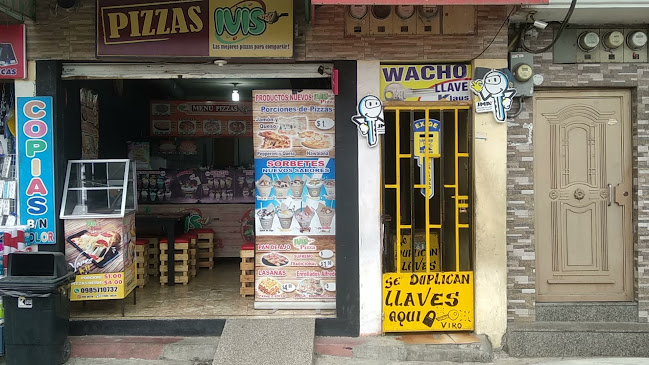 IVIS PIZZA Restaurant