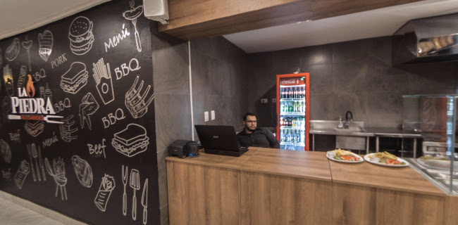 La Piedra Grill & Sandwiches