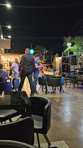 Opinii despre PATA GORDA MANTA în Manta - Gastronomía y hostelería