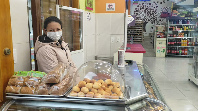 Opinii despre Son de Azúcar în Otavalo - Gastronomía y hostelería